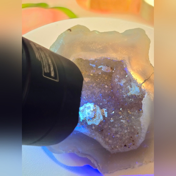 Druzy Blue Agate Raw Freeform With Uv - Picture 7 of 8